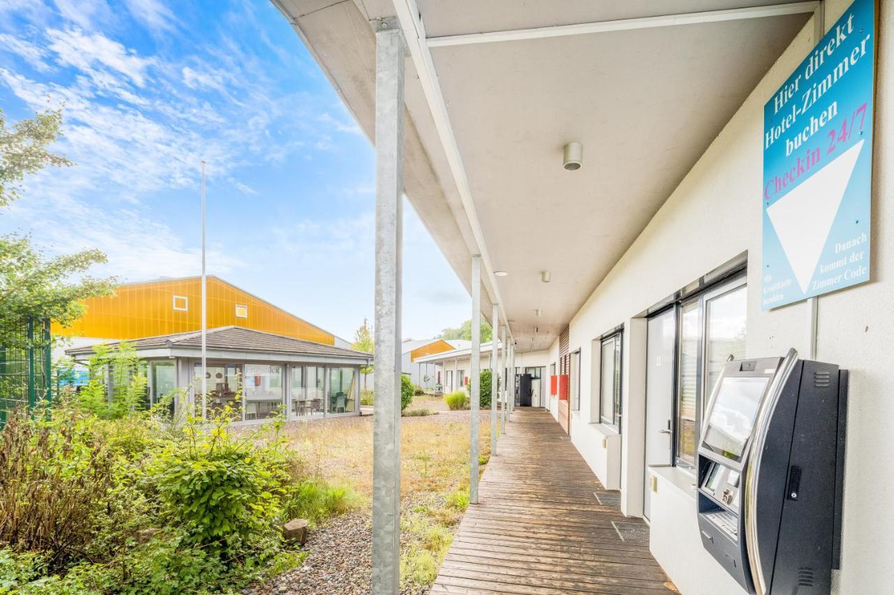Sport Arena Hotel Waldshut-Tiengen Exteriör bild